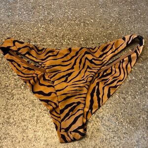 Women’s VIX Size 6 High Rise Tiger Print Swim Suit Bottom MSRP $118